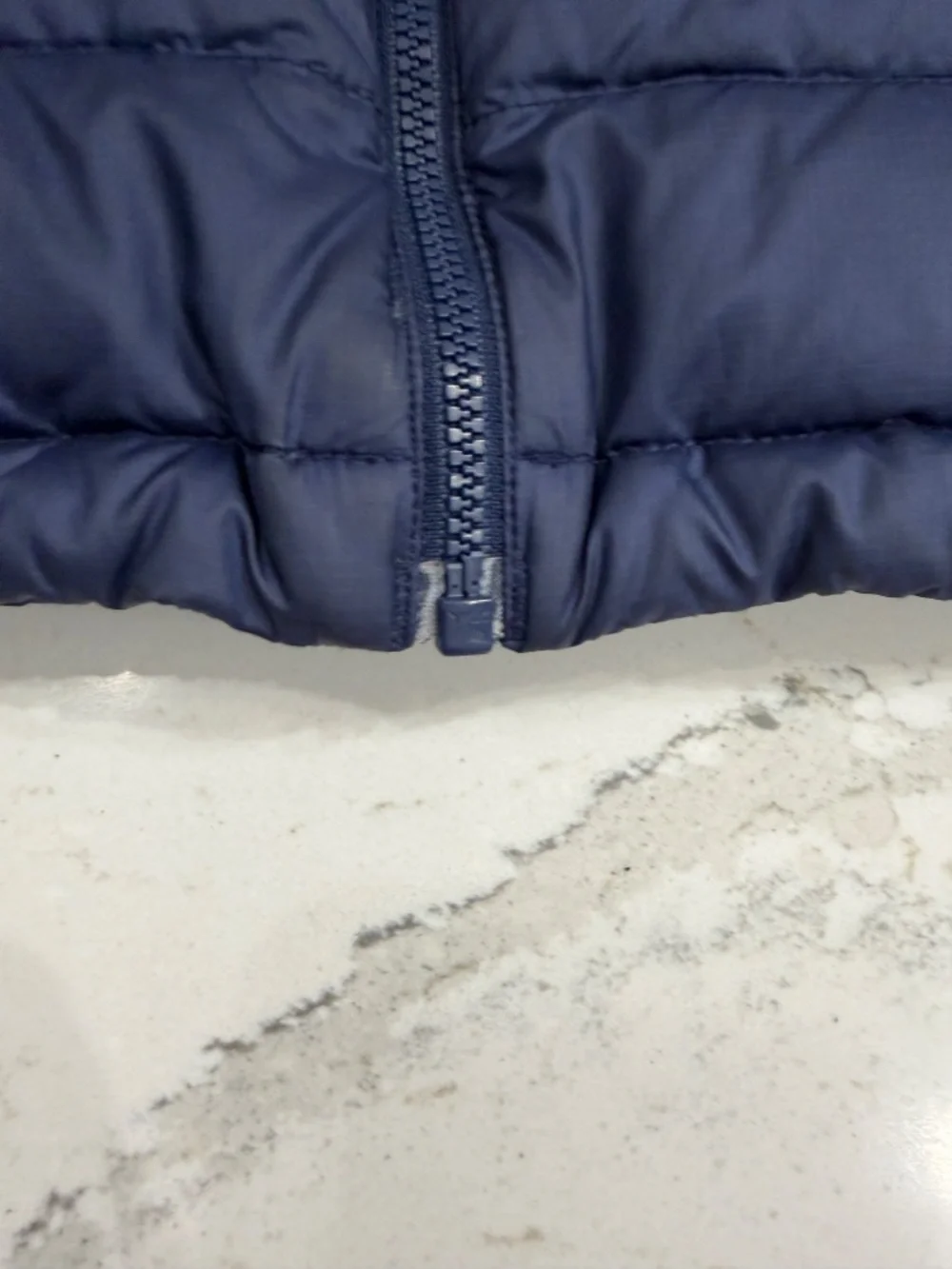Patagonia Boys Down Sweater Jacket Classic Navy XXL 16-18 Style 68245